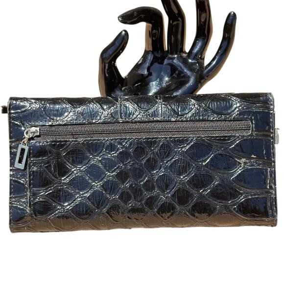 Vintage Silver & Black Guess Wallet - Picture 3 of 11